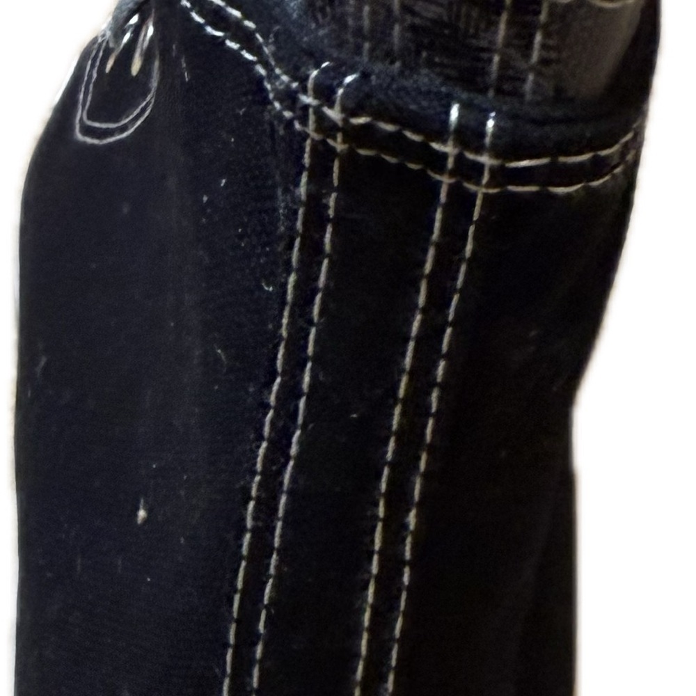 Classic Chuck Taylor Style Sneakers - Picture 4 of 6